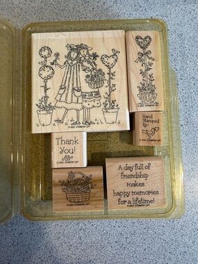 Stampin' Up! Wood Mounted Friendship Floral Stamp Set - Brown, Black
